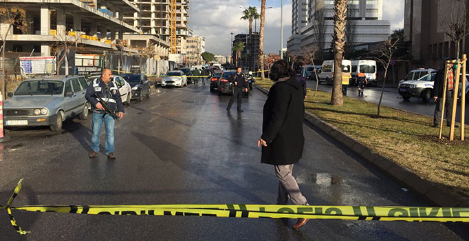 İzmir’de Adliye Binasının Önünde Hain Saldırı Düzenlendi.