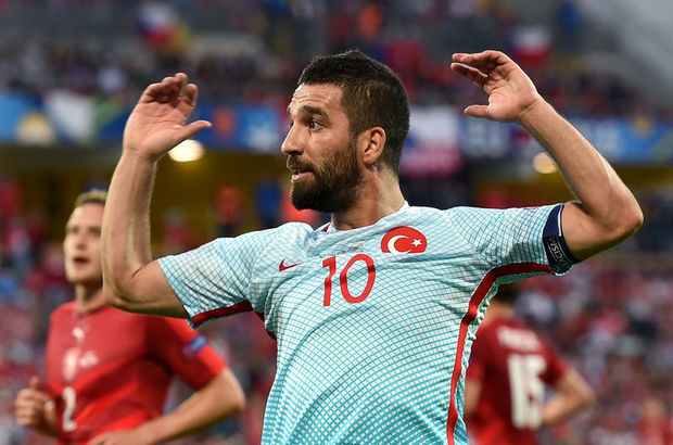 Arda’nın 10 Numarasının Yeni Sahibi Hakan Çalhanoğlu