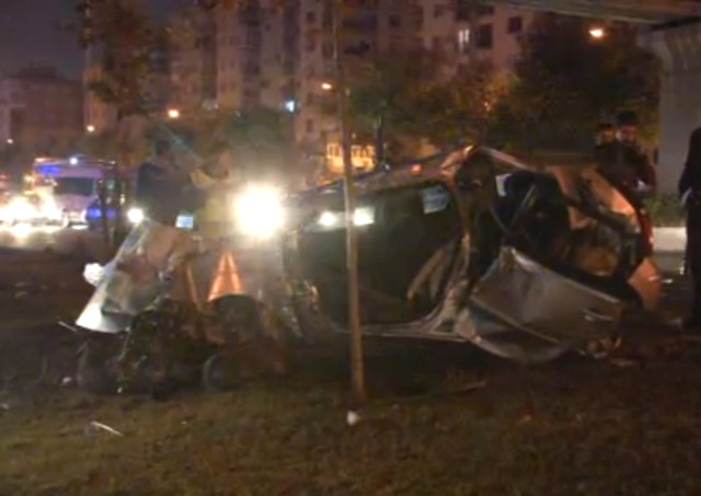 İzmir’de İçinde Polislerin Bulunduğu Araç Kaza Yaptı: 2 Şehit, 3 Yaralı