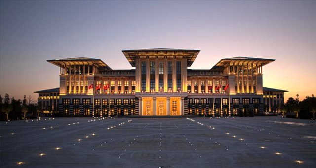 Cumhurbaşkanlığı Yatırım Ofisi Başkanı, Görevini Bırakarak Özel Sektöre Geçiş Yaptı
