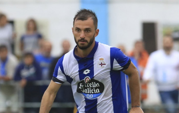 Deportivo’lular, Emre Çolak’ı Kadroya Almayan Teknik Direktöre Tepki Gösterdi