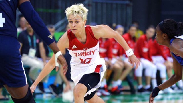 Rio’da Potanın Perileri, İspanya’ya 64-62 Yenilerek Elendi