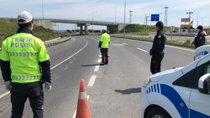 Seyahat Yasağı Ne Zaman Bitecek? 31 İlde Giriş Çıkış Yasağı Uzatıldı Mı?