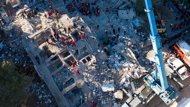 İzmir’i Yıkan Depremde Acı Gerçek Ortaya Çıktı! Bayraklı’daki Binaların Yıkılacağı 11 Yıl Önceden Belliymiş
