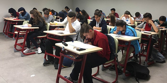 Akademi Lise’de Yeni Dönem İçin Sınav Yapıldı