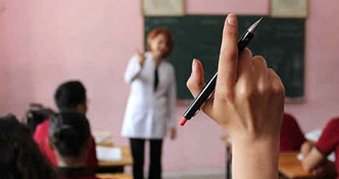 17 Yıl Sahte Diplomayla Öğretmenlik Yaptı, Kimsenin Ruhu Duymadı