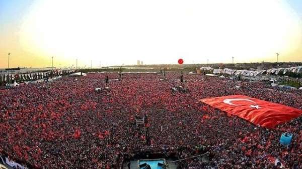 5 Milyon Kişi Dünyaya Demokrasi Dersi Verdi