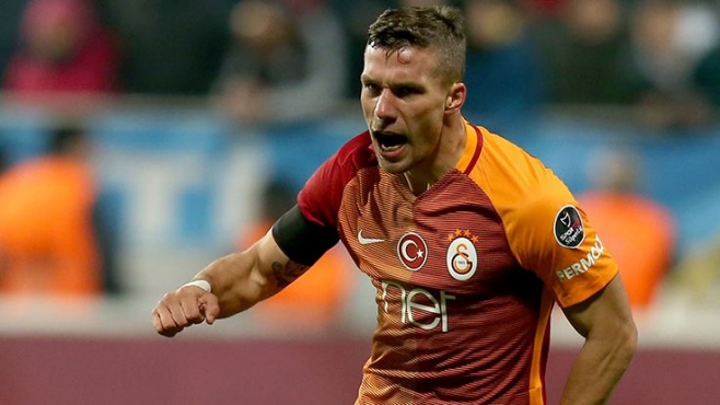 Çin’den Galatasaray’a Yanıt Geldi: Podolski’yi Alıyoruz