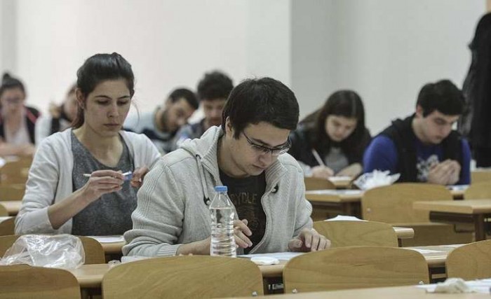 LYS-3’te ‘Ben Sana Mecburum’ Tartışması