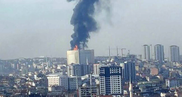 Gaziosmanpaşa’daki Taksim İlkyardım Hastanesi’nde Yangın! Bina Kül Oldu