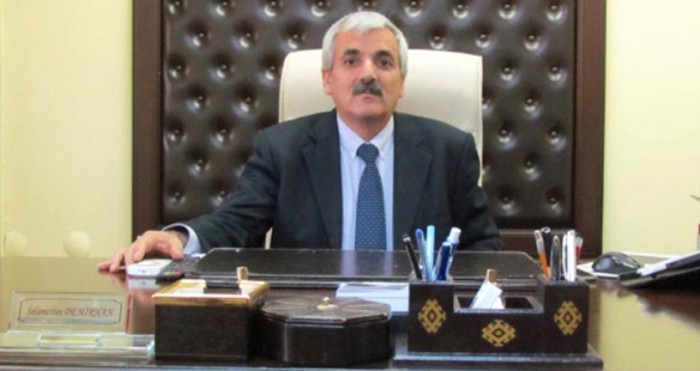 İzmir Marşına Karşı Çıkan Okul Müdürü Görevden Alındı