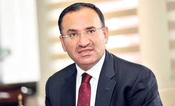 Bakan Bekir Bozdağ, Gülen’in İadesi İçin ‘Yeni Delillerle’ ABD’ye Gidiyor