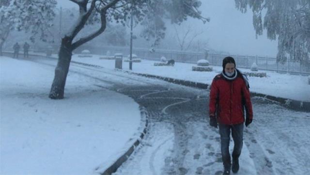 Bu Sabah İstanbul’da Etkisini Gösteren Kar Yağışı Pazartesi Gününe Kadar Devam Edecek