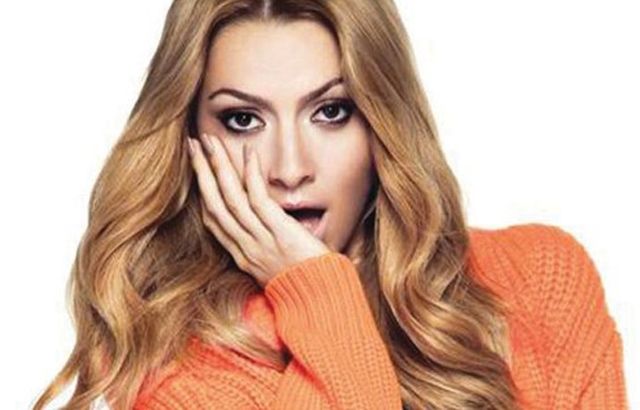 Hadise 250 Bin Euro Tazminat Ödeyecek