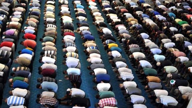 Diyanet’ten ‘Cuma Namazı’ Açıklaması: Karantina Şartlarına Riayet Edilmesi Dinen Zorunludur