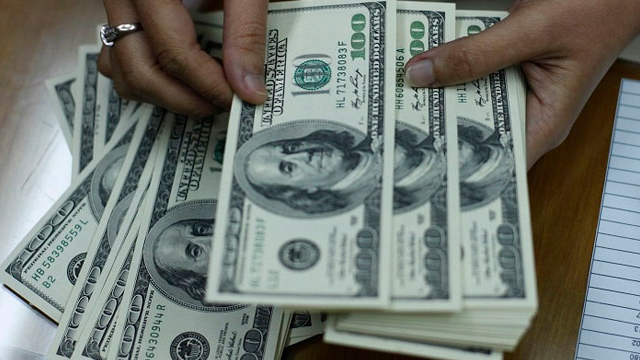 Dolar 3,45’e Geriledi