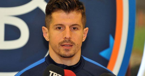 Emre Belözoğlu, Medipol Başakşehir’e 1 Yıllık Daha İmza Atacak