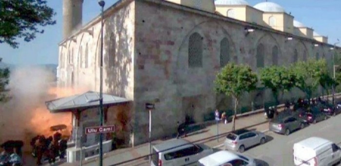 Ulucami Bombacısını Suriye’den Getiren Müteahhit Aranıyor