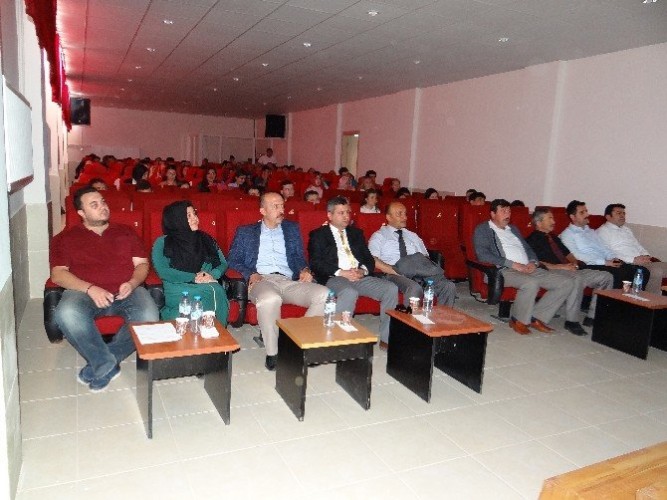 Bilecik’in Gölpazarı ilçesinde özel eğitimde farkındalık oluşturmak için kurs verildi.
