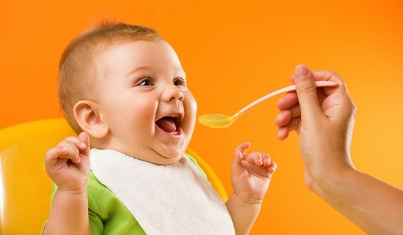 Sağlıklı Bebek İçin Beslenme