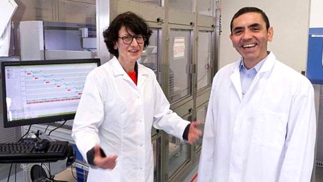 Son Dakika! İngiltere, Pfizer-Biontech Ortak Çalışmasıyla Yapılan Koronavirüs Aşısının Kullanımını Onayladı