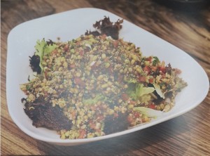 Kinoali Tahıl Salatası Tarifi