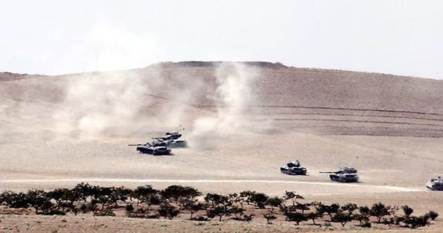 Karkamış Sınırındaki 10 Tank Daha Bu Sabah Suriye’ye Girdi