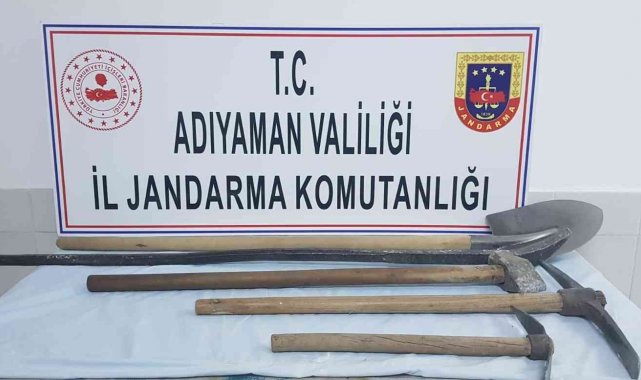 Jandarma kaçak kazı yapanlara göz açtırmadı