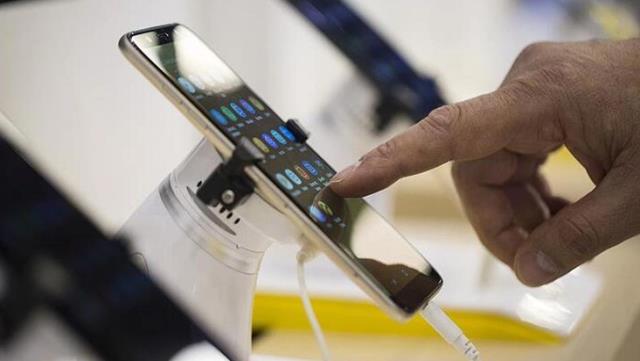 Ticaret Bakanlığı’ndan cep telefonu, mobilya, tablet ve bilgisayarların taksit sayılarına düzenleme